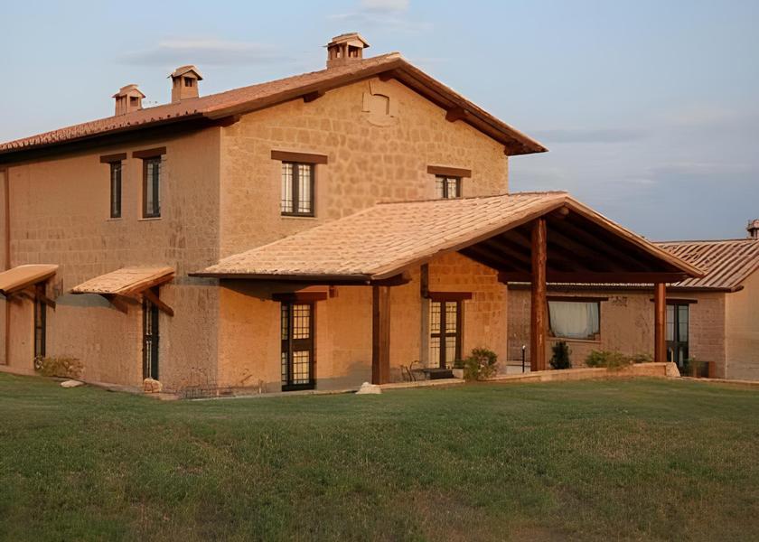 Lazio Tarano exterior view