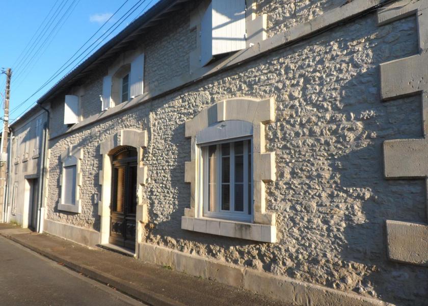 Nouvelle-Aquitaine Cognac entrance