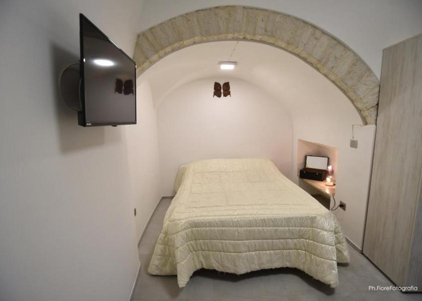 Puglia Terlizzi Double Room with Private Bathroom
