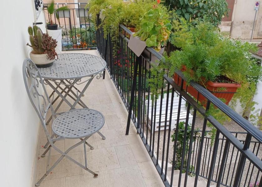 Puglia Toritto balcony/terrace