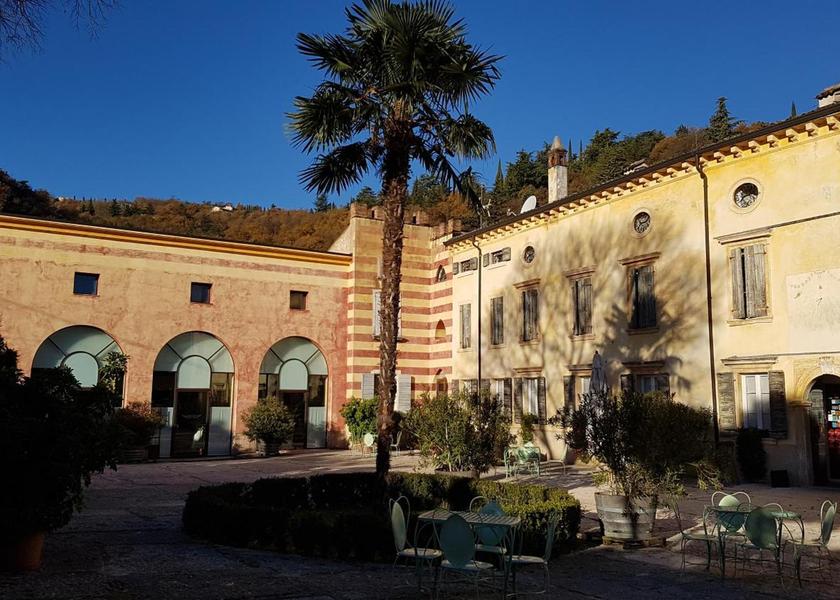 Veneto Tregnago entrance