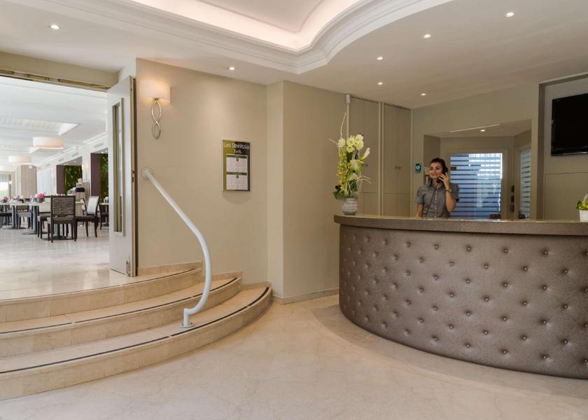 Provence-Alpes-Côte d'Azur Antibes lobby
