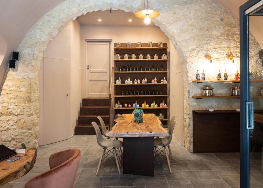 Sicily Valguarnera Caropepe shops