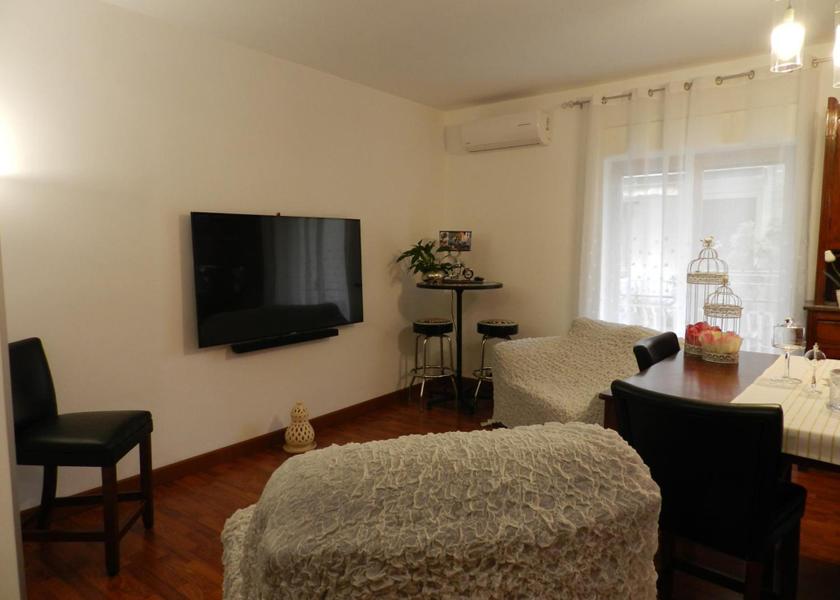 Sicily Valguarnera Caropepe Triple Room with Private Bathroom