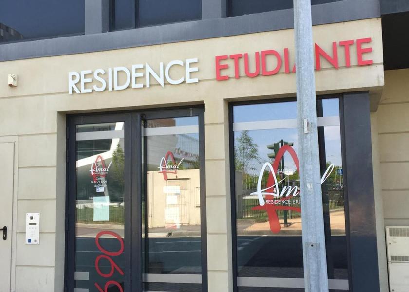 Nouvelle-Aquitaine Talence entrance