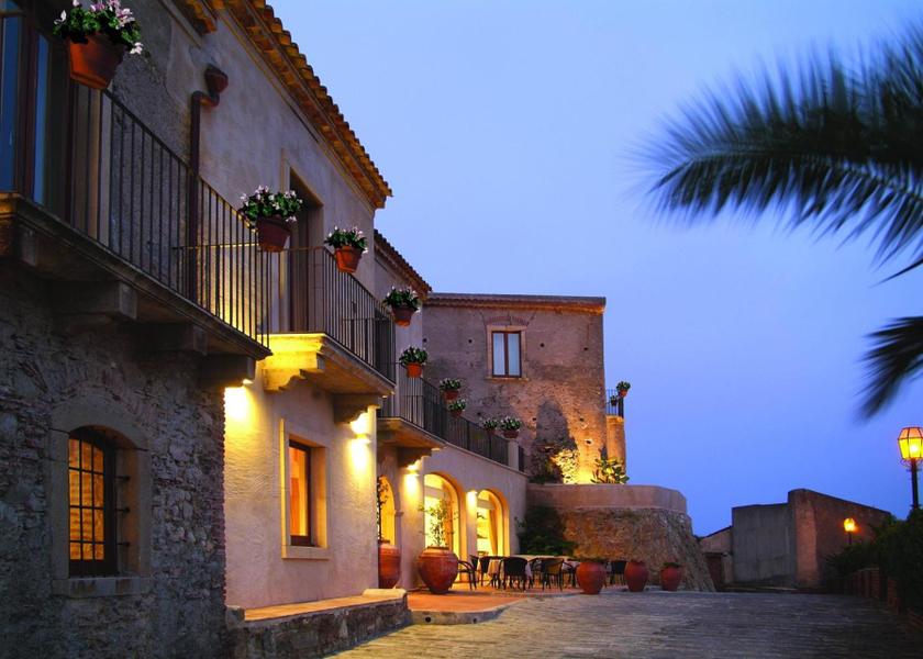 Sicily Savoca entrance
