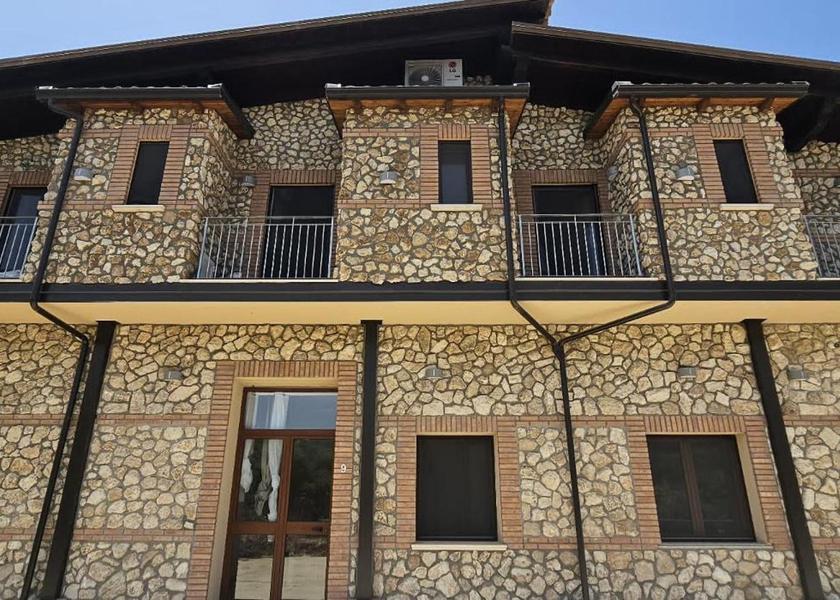 Calabria Drapia exterior view