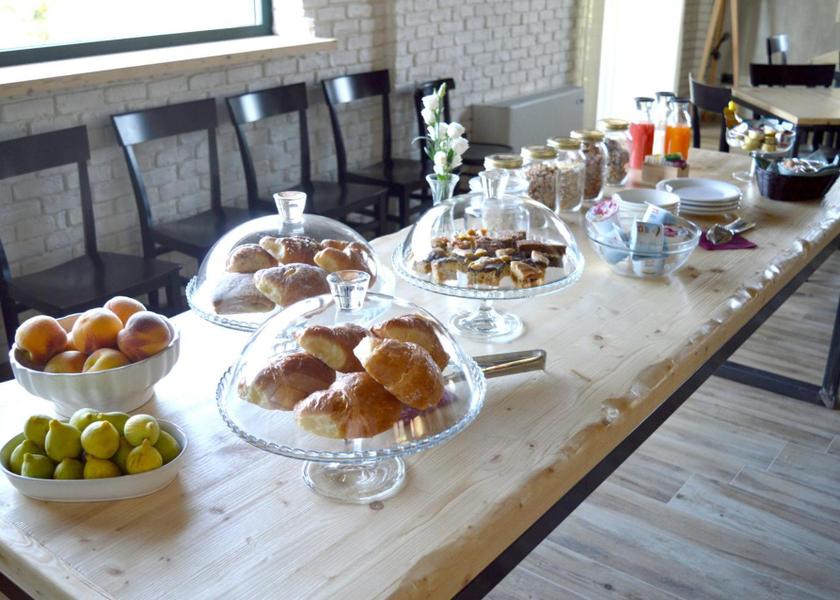 Abruzzo Poggio Picenze food and beverages