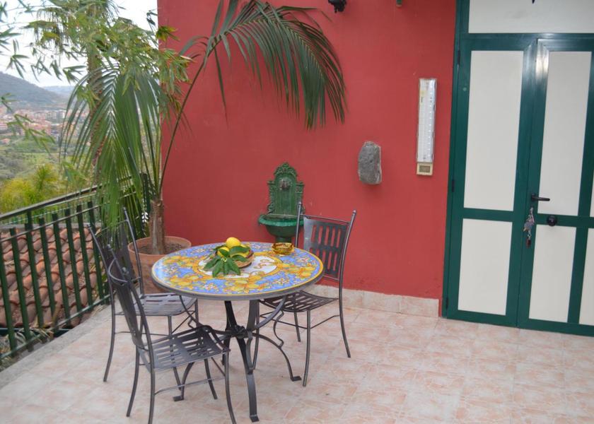 Sicily Graniti balcony/terrace