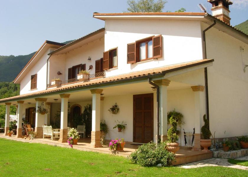 Lazio Greccio exterior view
