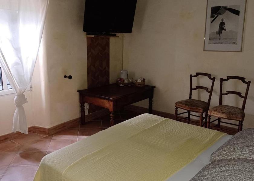 Provence-Alpes-Côte d'Azur Bagnols-en-Foret Double Room with Mountain View