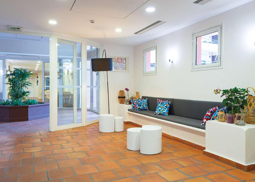 Provence-Alpes-Côte d'Azur Le Cannet lobby
