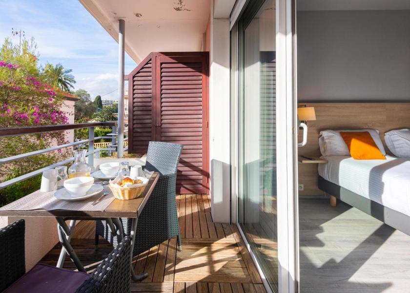 Provence-Alpes-Côte d'Azur Le Cannet Studio twin Room with Pool View