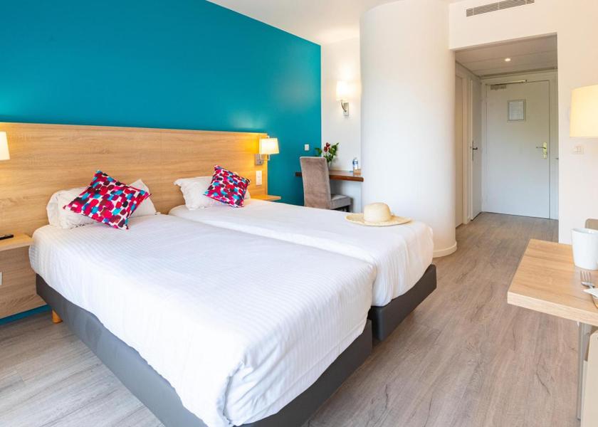 Provence-Alpes-Côte d'Azur Le Cannet Studio twin Room with Pool View