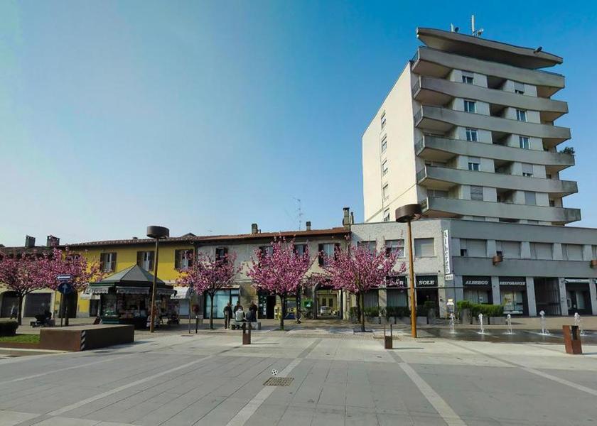 Lombardy Mariano Comense entrance