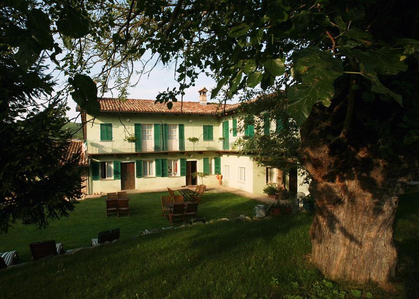 Piedmont Barolo garden