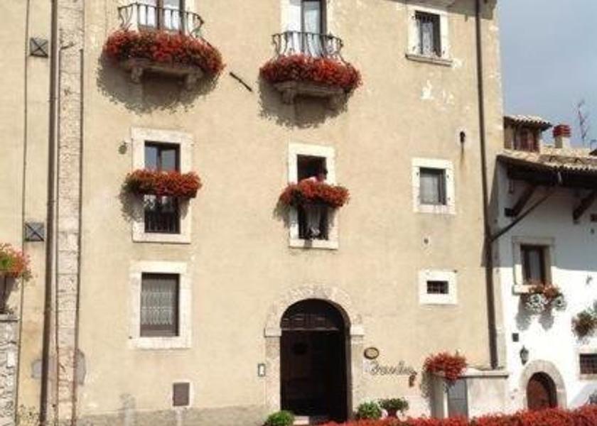 Abruzzo Opi Hotel Exterior
