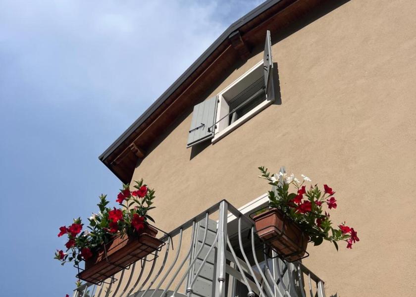 Veneto Rivoli Veronese balcony/terrace
