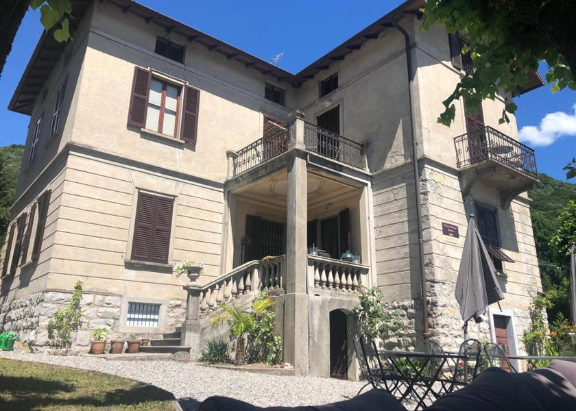 Lombardy San Fedele Intelvi garden