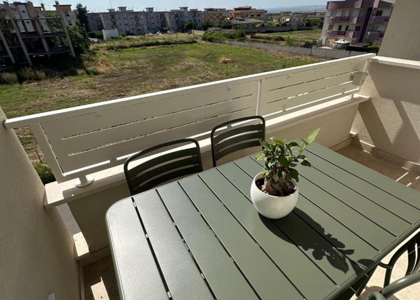 Puglia San Giorgio Ionico balcony/terrace