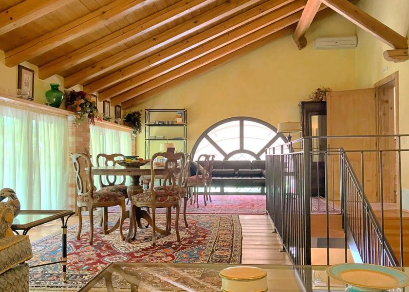 shared lounge/tv area