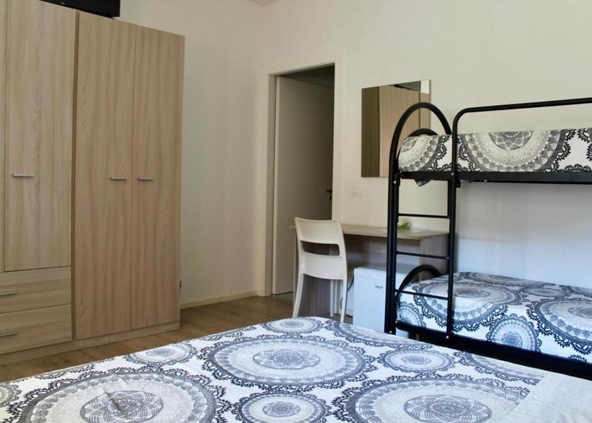 Calabria Grisolia Comfort Quadruple Room
