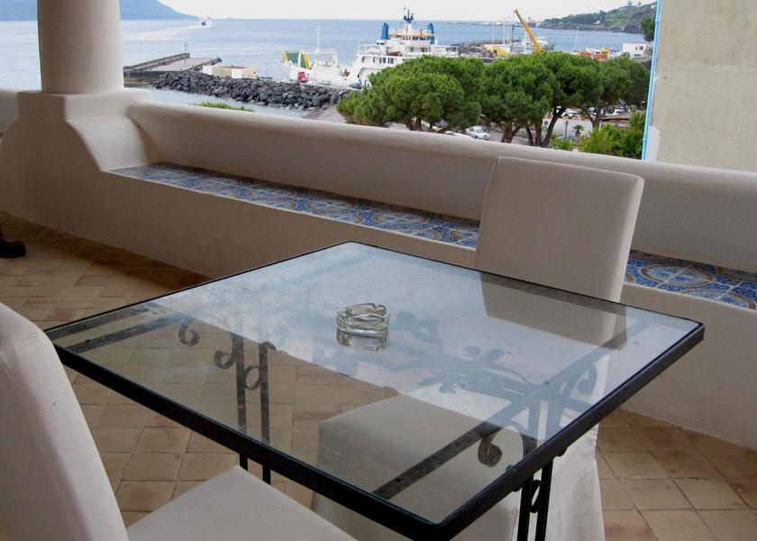 Sicily Santa Marina Salina balcony/terrace