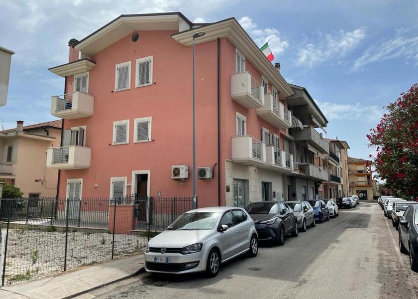 Marche Porto Sant'Elpidio surrounding environment