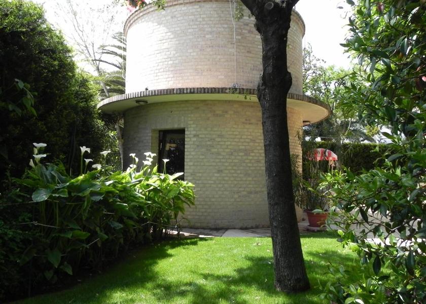 Marche Porto Sant'Elpidio garden