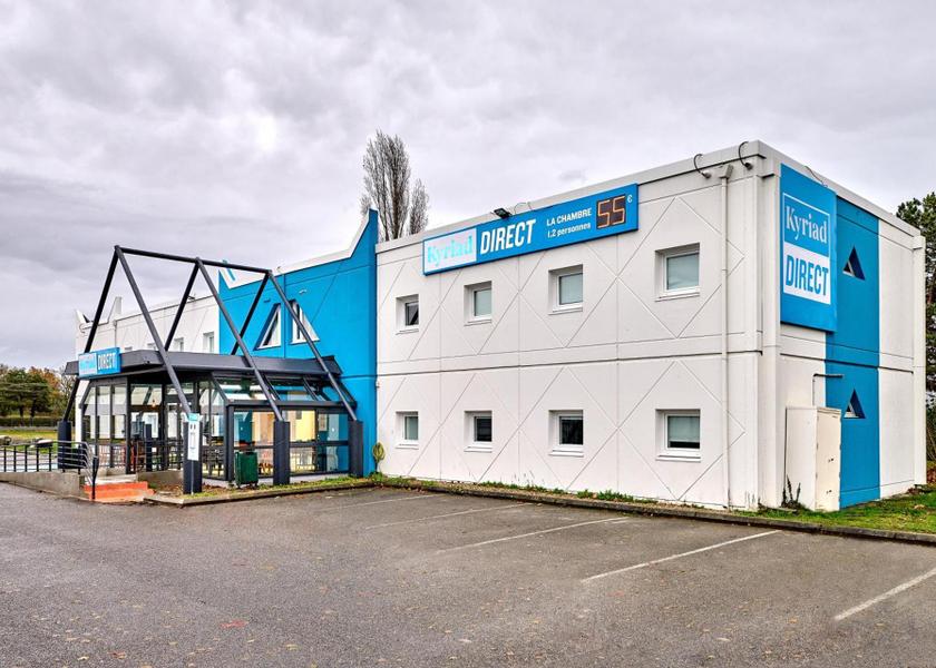 Auvergne-Rhone-Alpes Moulins exterior view