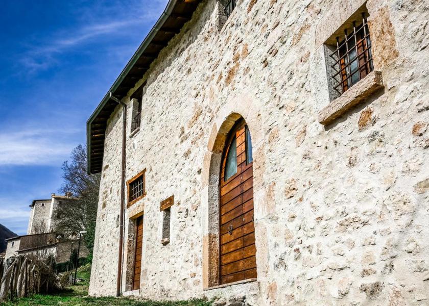 Umbria Sellano exterior view