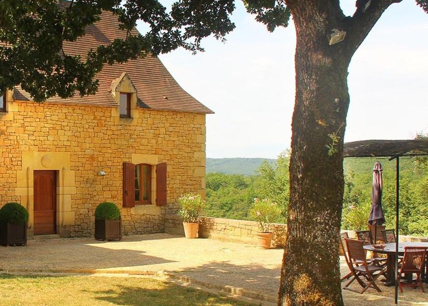 Nouvelle-Aquitaine Beynac-et-Cazenac exterior view