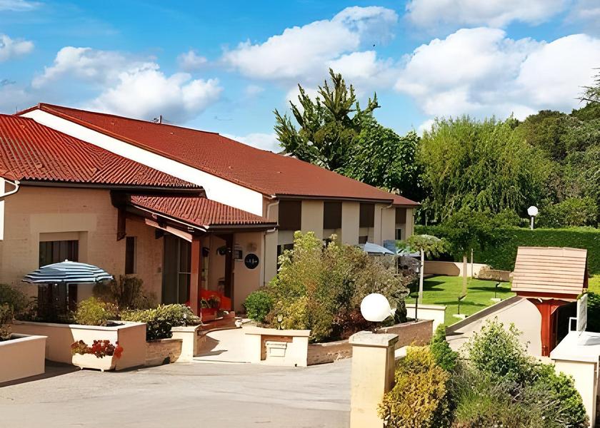 Nouvelle-Aquitaine Sarlat-la-Caneda exterior view