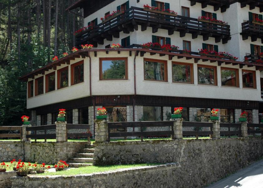 Abruzzo Scanno exterior view