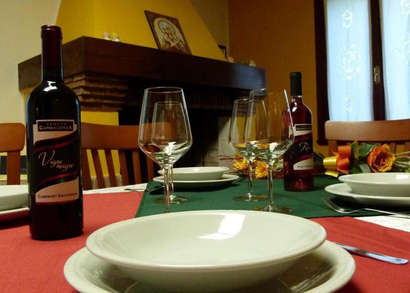 shared lounge/tv area