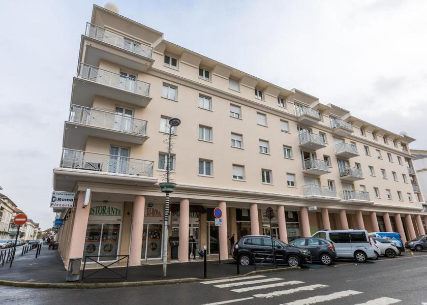 Île-de-France Bussy-Saint-Georges exterior view