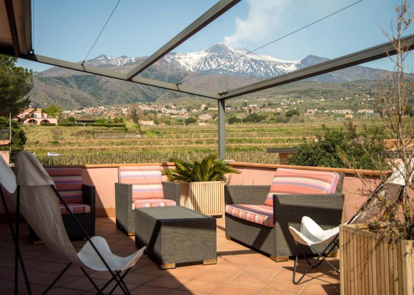 Sicily Santa Venerina balcony/terrace