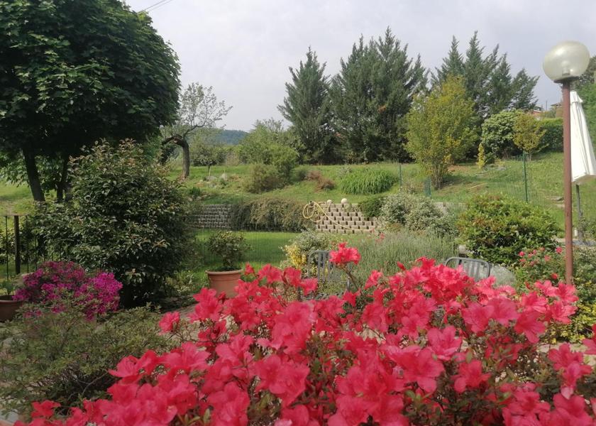 Piedmont Pecetto Torinese garden