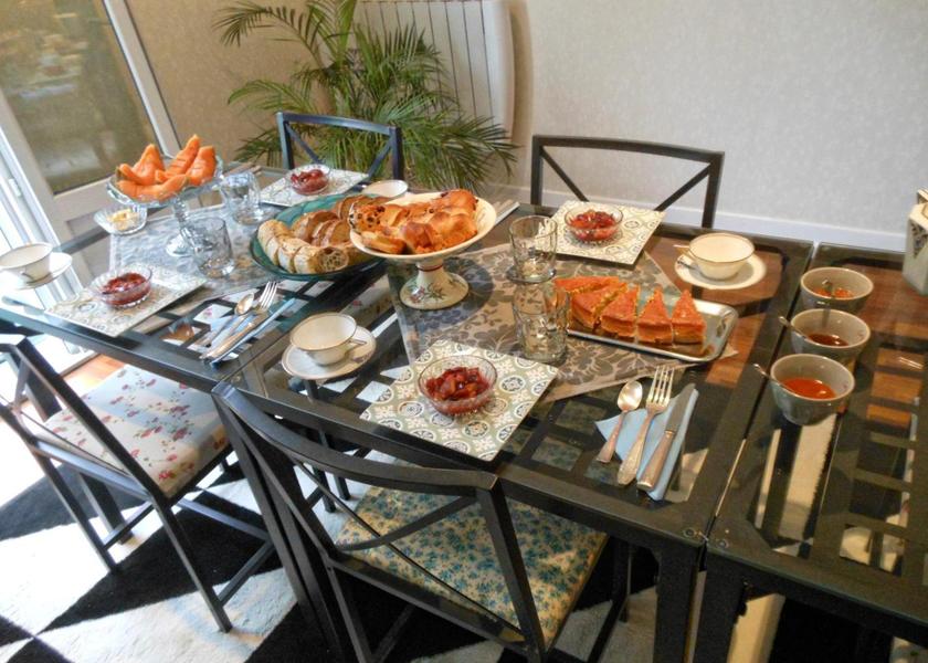 Auvergne-Rhône-Alpes Grenoble food and beverages