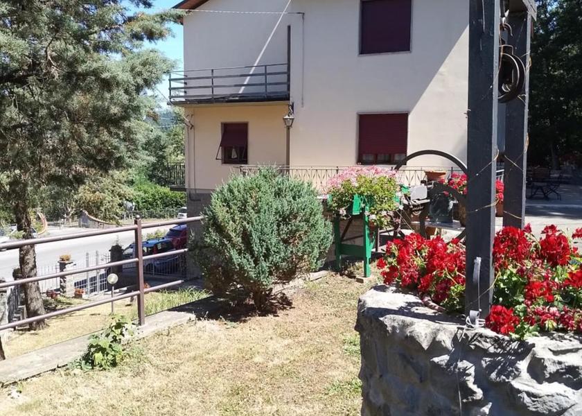 Emilia-Romagna Castiglione dei Pepoli garden