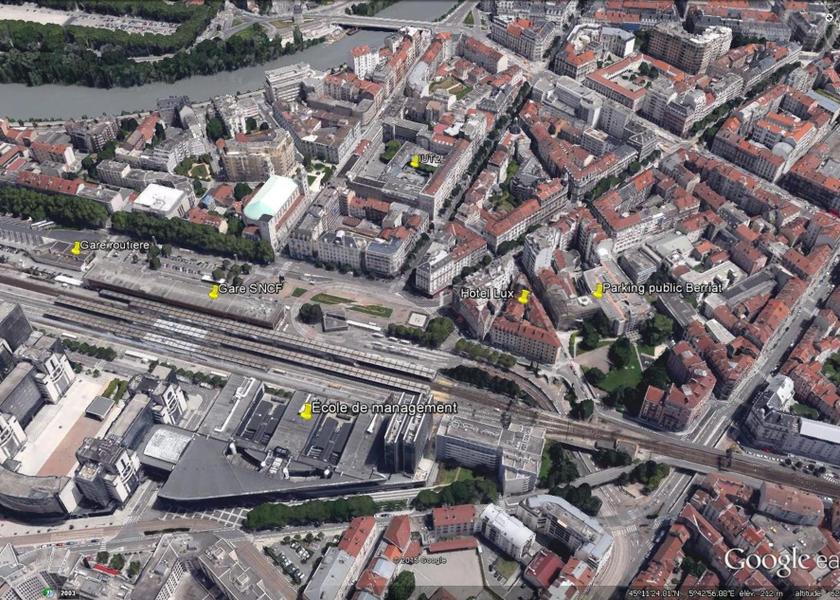 Auvergne-Rhône-Alpes Grenoble exterior view
