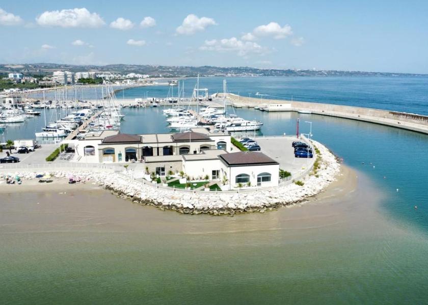 Molise Montenero Di Bisaccia beach