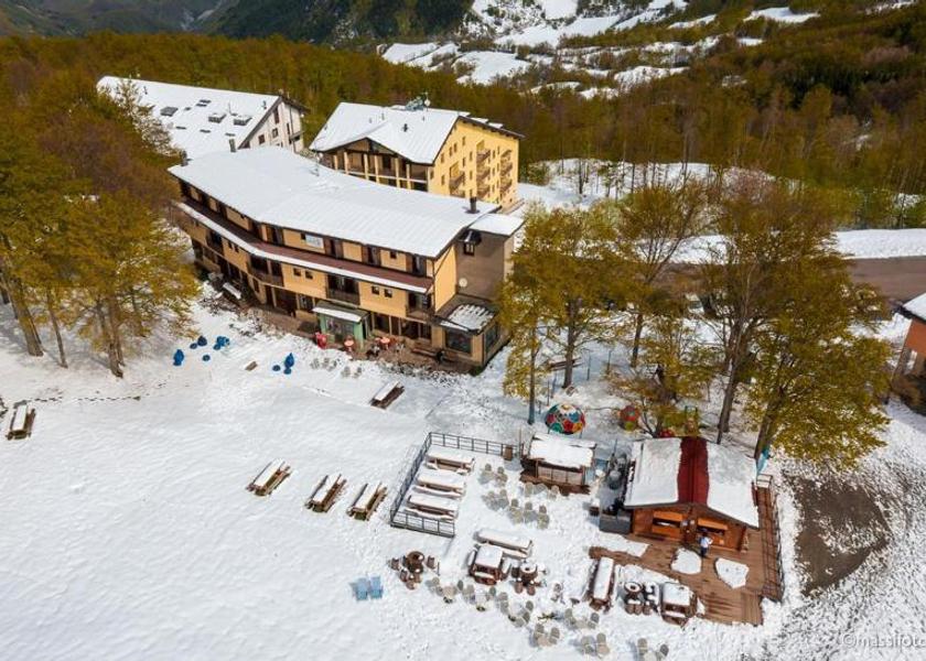 Emilia-Romagna Riolunato bar/lounge