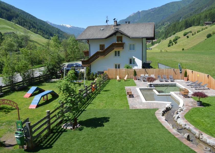 Trentino-Alto Adige Valle Aurina garden