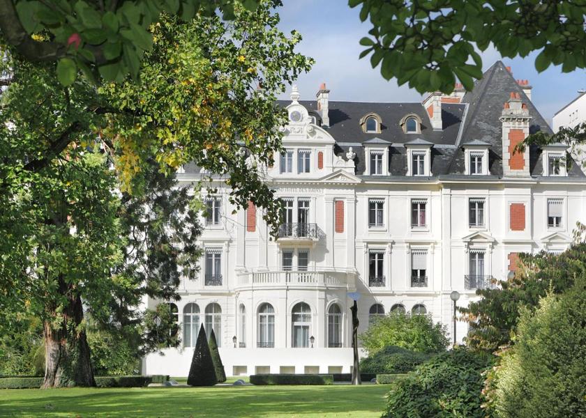 Bourgogne-Franche-Comte Besancon exterior view