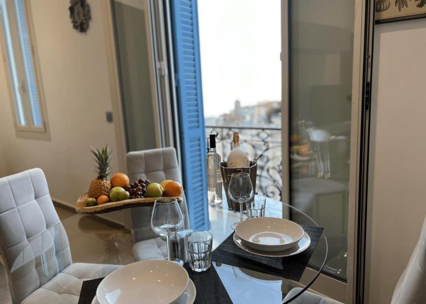 Provence-Alpes-Côte d'Azur La Trinite facilities