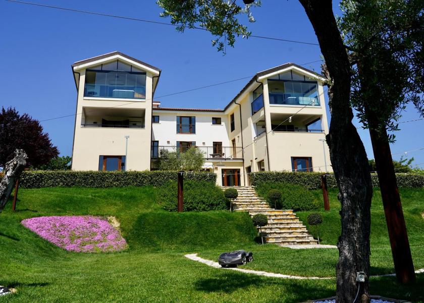 Abruzzo Canosa Sannita exterior view