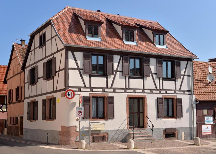 Grand Est Châtenois exterior view