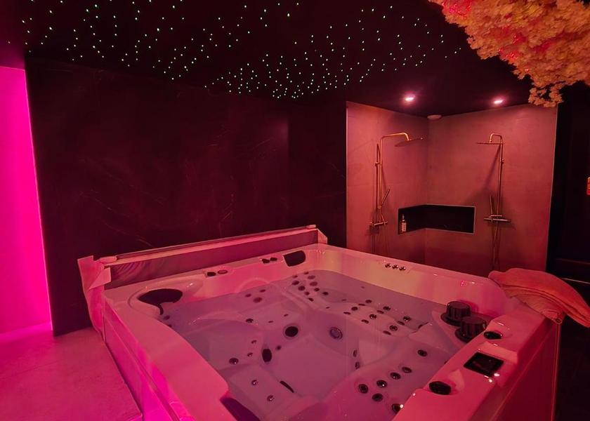 hot tub