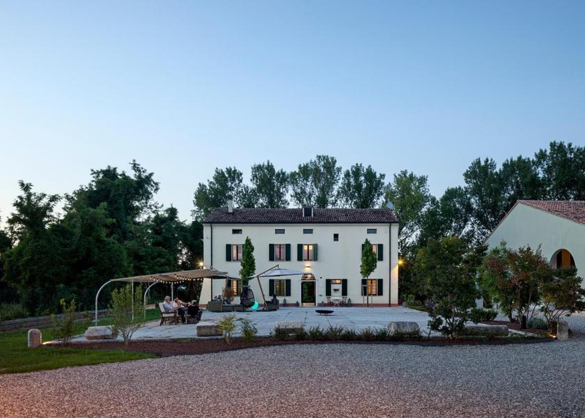 Lombardy Curtatone entrance